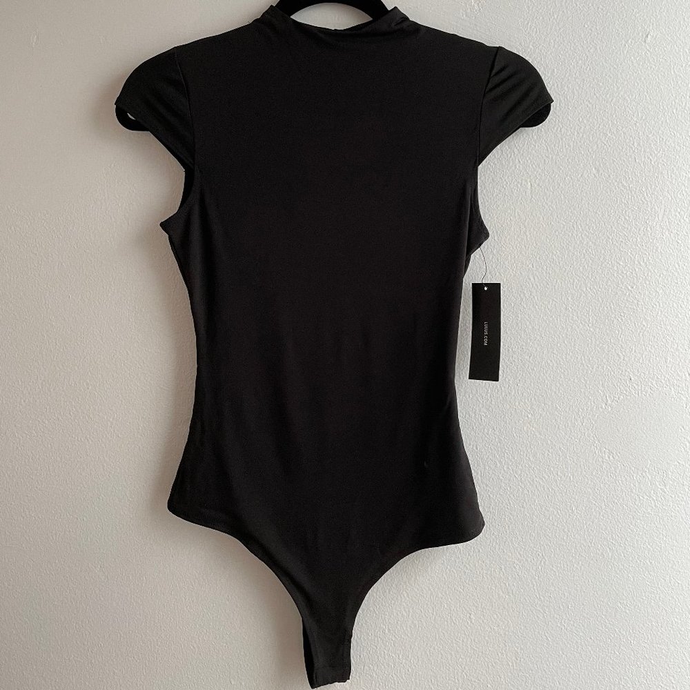 NWT Lulu's high neck bodysuit